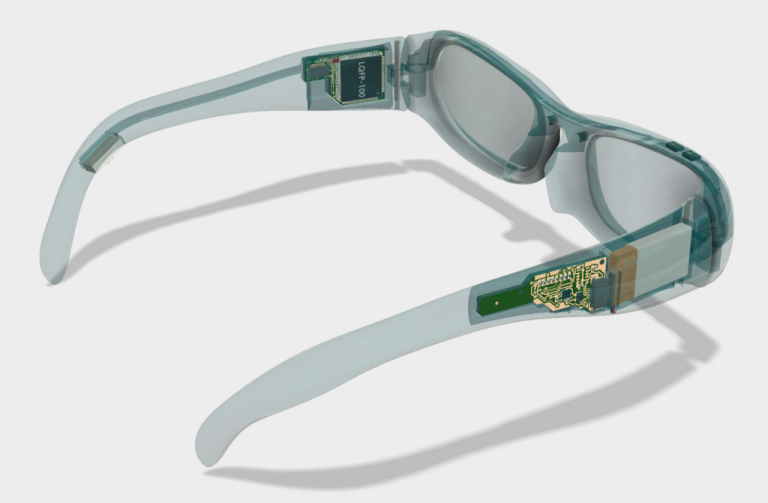 片耳難聴者のコミュニケーションをサポートするメガネ型デバイス「asEars」